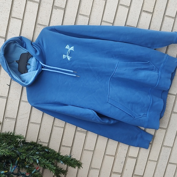 Under Armour Hoodie - Picture 4 of 9